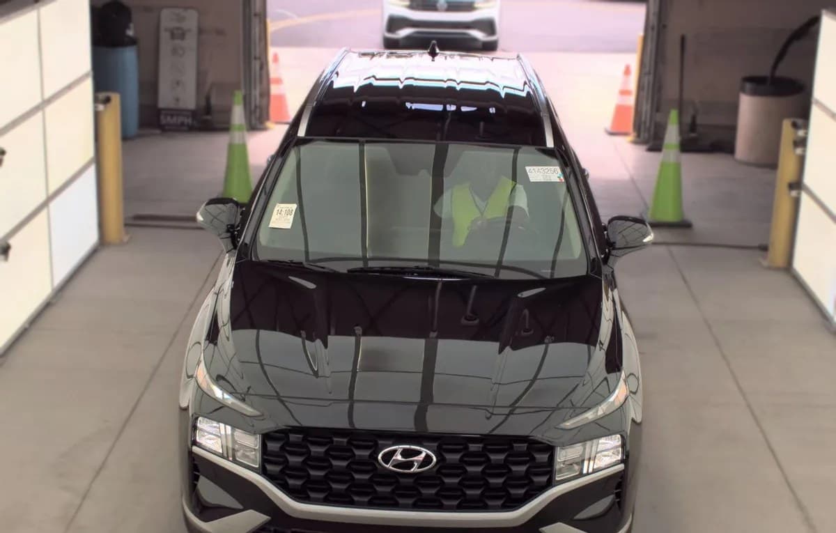 2023 HYUNDAI SANTA FE SEL 3