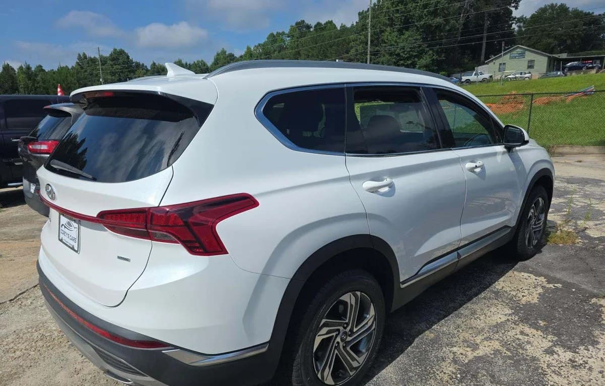 2021 HYUNDAI SANTA FE SEL 4