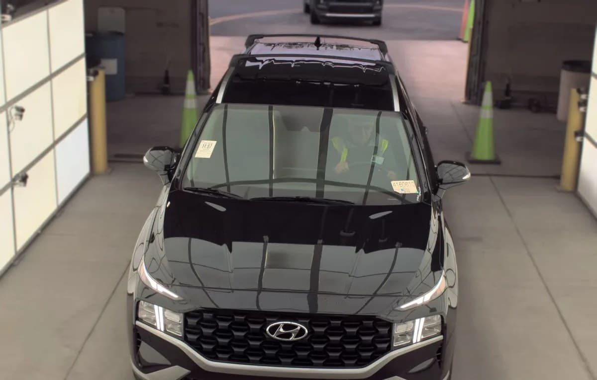 2023 HYUNDAI SANTA FE SEL 3