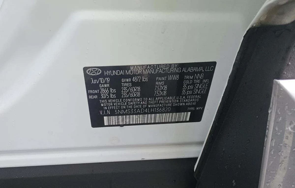 2020 HYUNDAI SANTA FE SEL 3