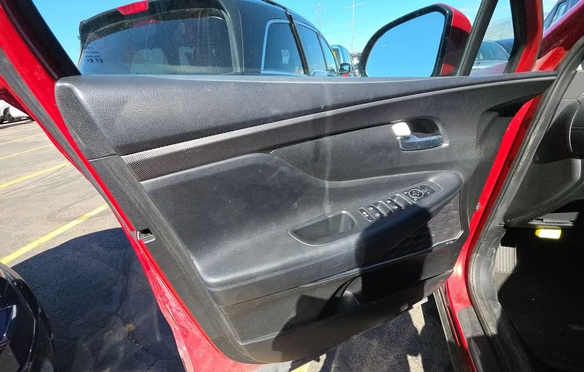 2019 HYUNDAI SANTA FE SEL Plus 6