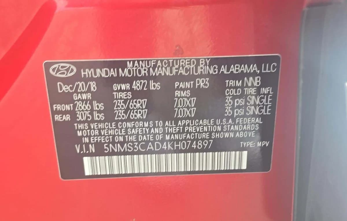 2019 HYUNDAI SANTA FE SEL 3