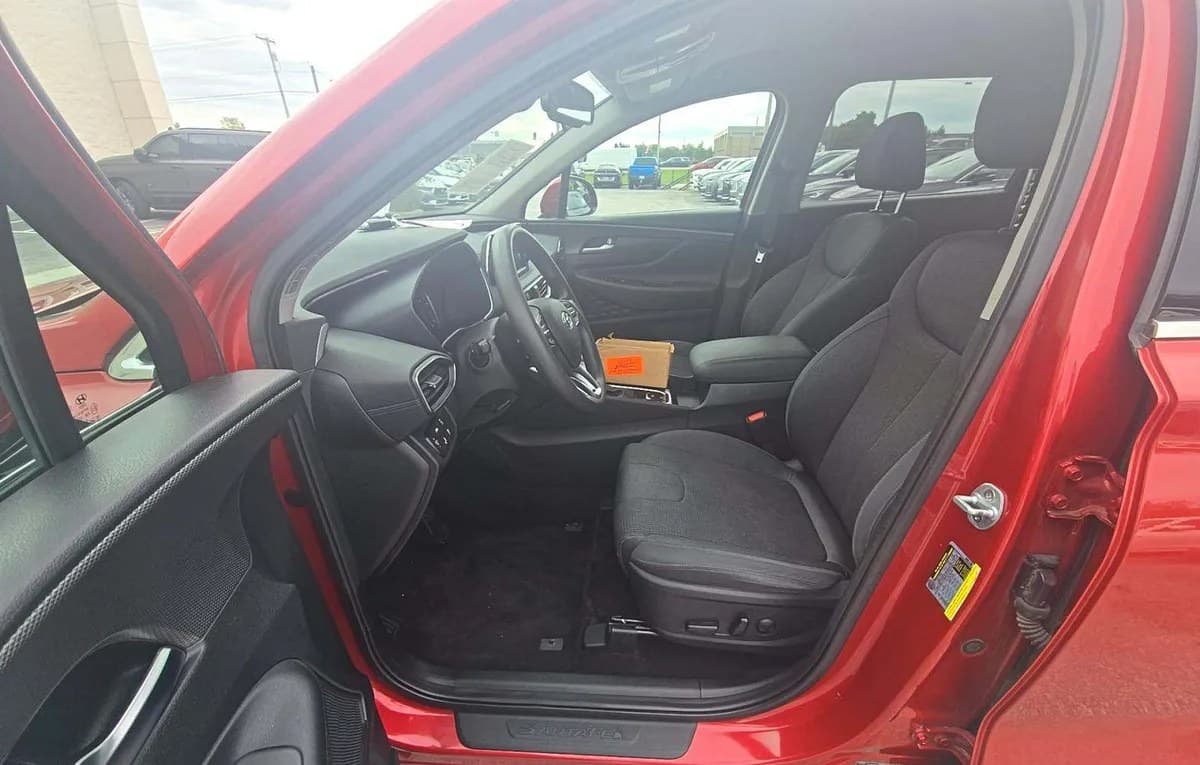 2019 HYUNDAI SANTA FE SEL 4