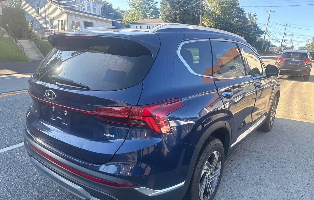 2021 HYUNDAI SANTA FE SEL 4