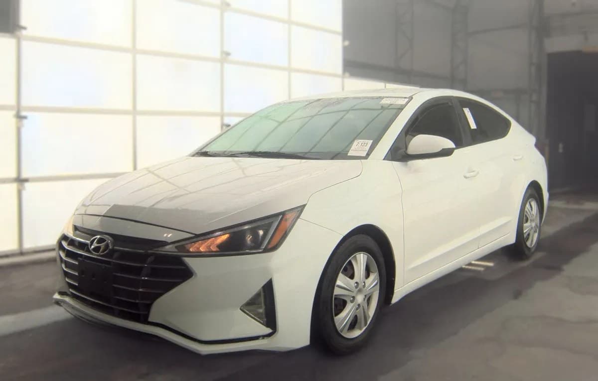 2020 HYUNDAI ELANTRA SE 2