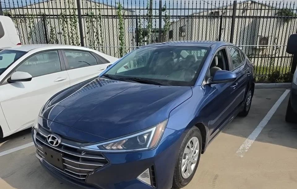 2020 HYUNDAI ELANTRA SE 2