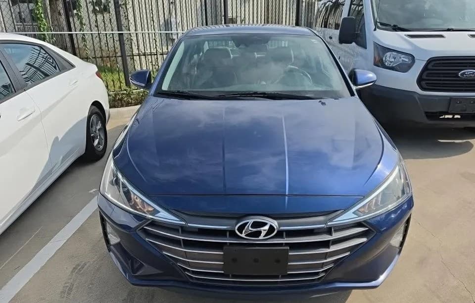 2020 HYUNDAI ELANTRA SE 3