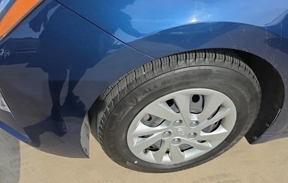 2020 HYUNDAI ELANTRA SE 5