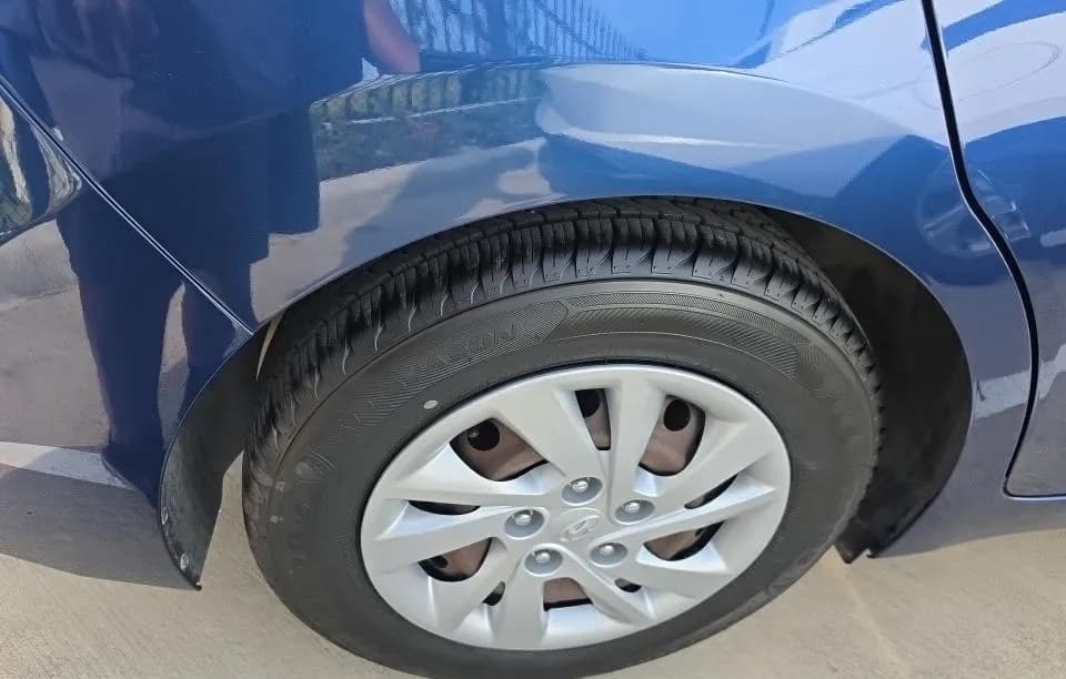 2020 HYUNDAI ELANTRA SE 7