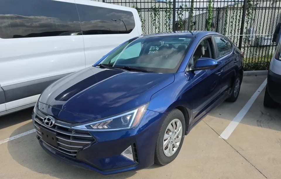 2020 HYUNDAI ELANTRA SE 2