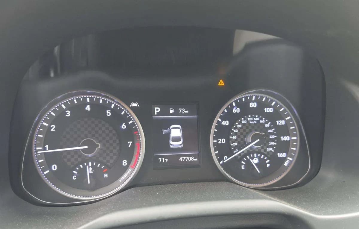 2020 HYUNDAI ELANTRA SE 6