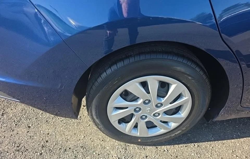 2019 HYUNDAI ELANTRA SE 7