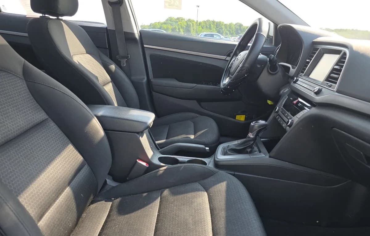 2017 HYUNDAI ELANTRA VALUE Edition 4