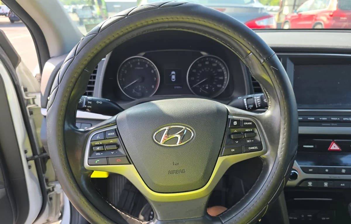2017 HYUNDAI ELANTRA VALUE Edition 6