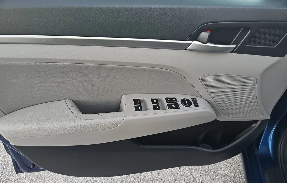 2019 HYUNDAI ELANTRA VALUE Edition 6