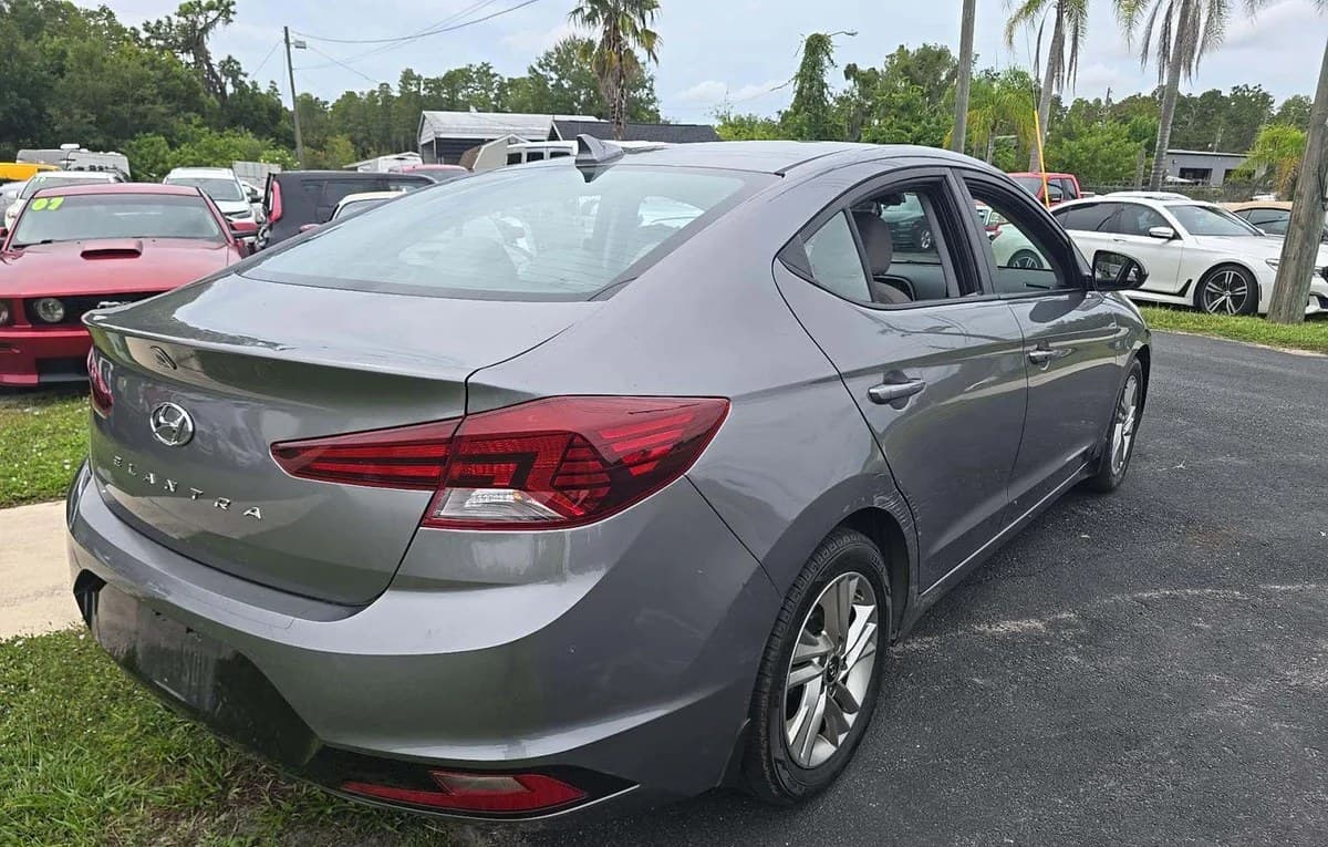 2020 HYUNDAI ELANTRA VALUE Edition 4