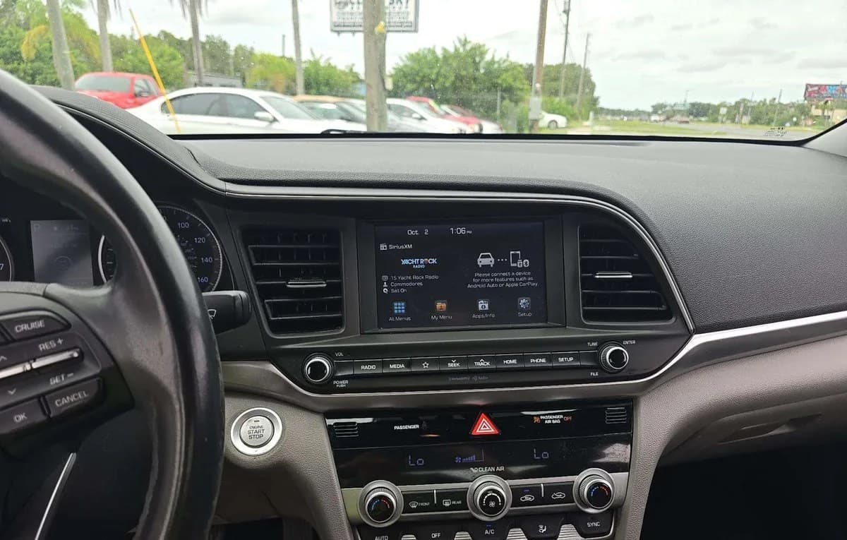 2020 HYUNDAI ELANTRA VALUE Edition 7