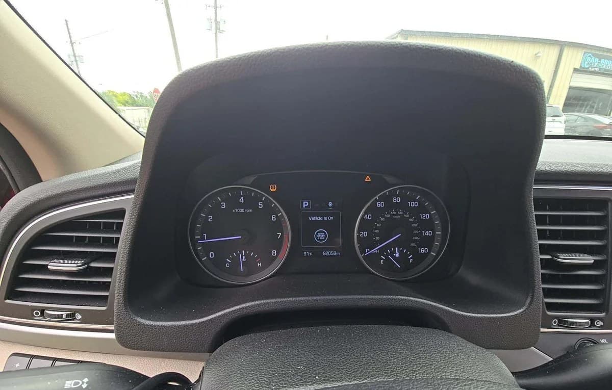 2017 HYUNDAI ELANTRA VALUE Edition 6