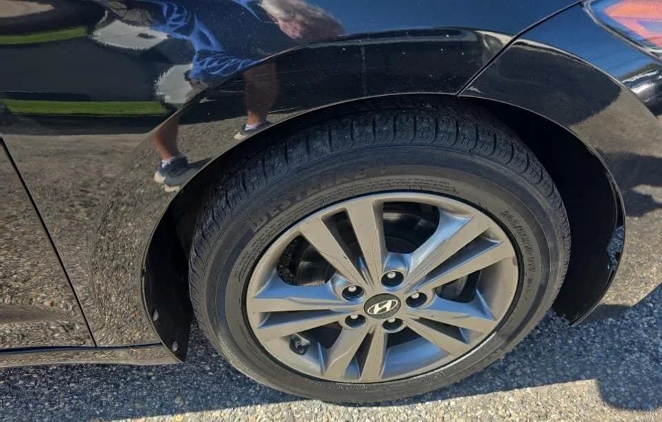 2017 HYUNDAI ELANTRA SE SEDAN 6