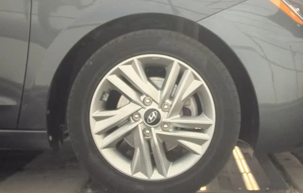 2020 HYUNDAI ELANTRA VALUE Edition 7