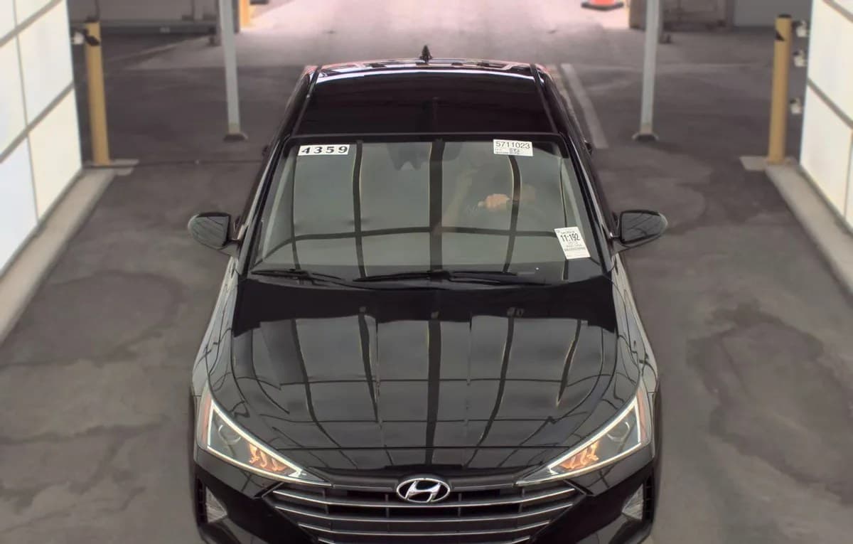2019 HYUNDAI ELANTRA SEL 3