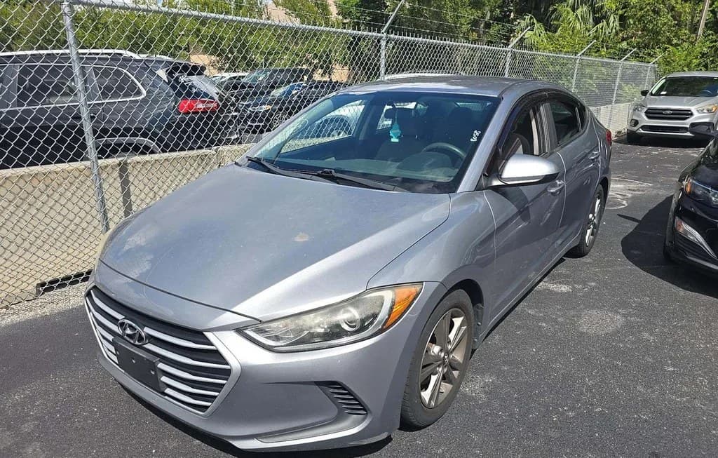 2017 HYUNDAI ELANTRA SE SEDAN