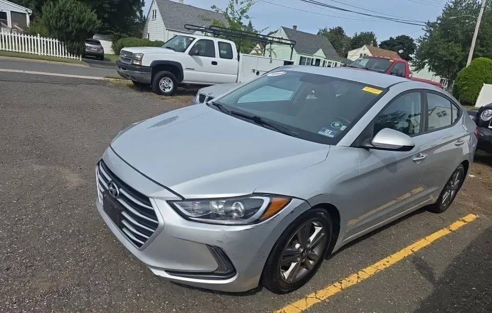 2017 HYUNDAI ELANTRA SE SEDAN