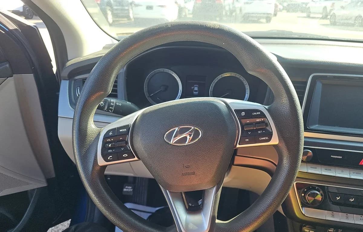 2018 HYUNDAI SONATA SE 7