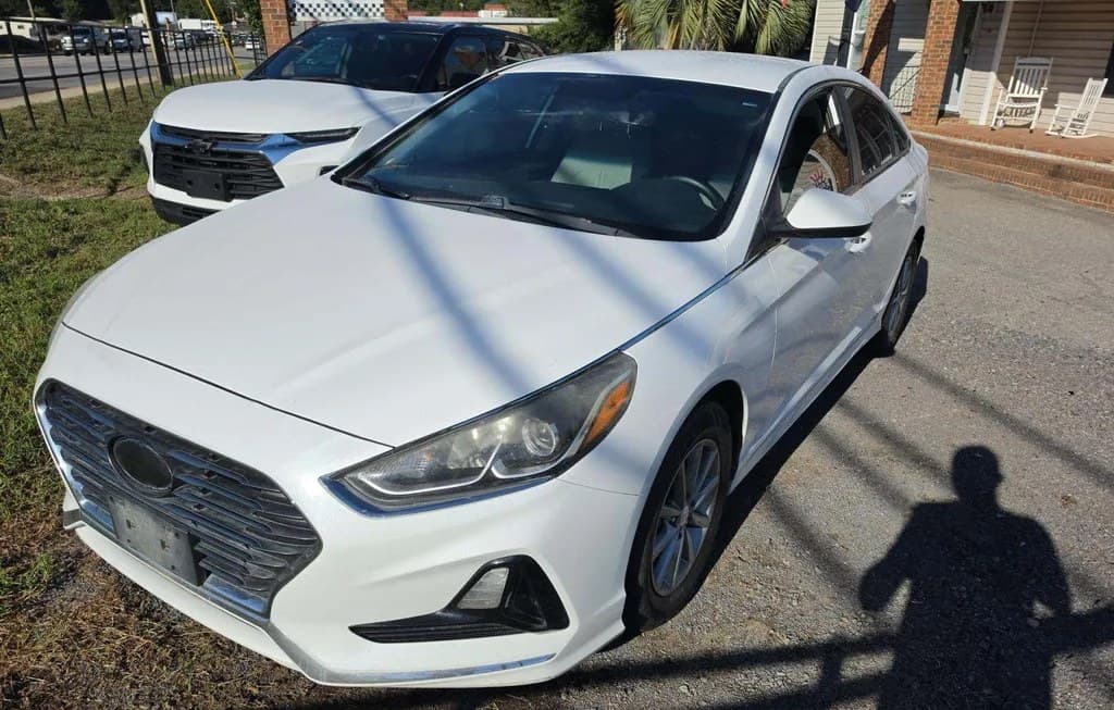 2019 HYUNDAI SONATA SE 1