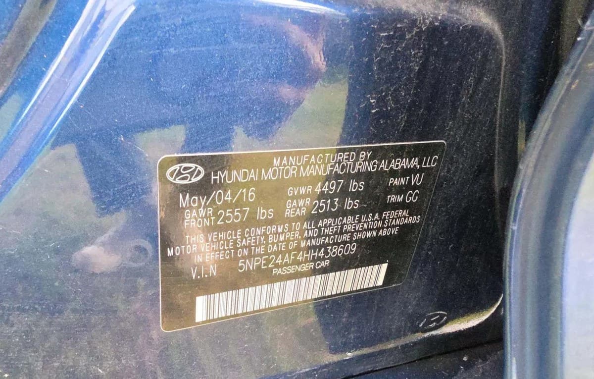 2017 HYUNDAI SONATA SE 2