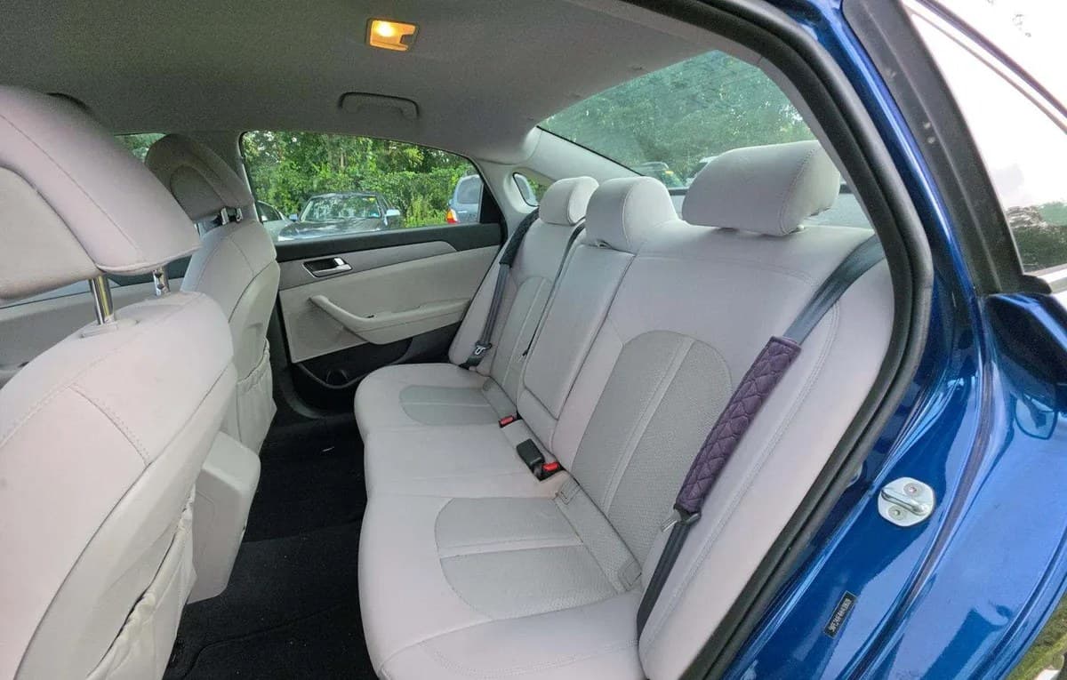 2017 HYUNDAI SONATA SE 6