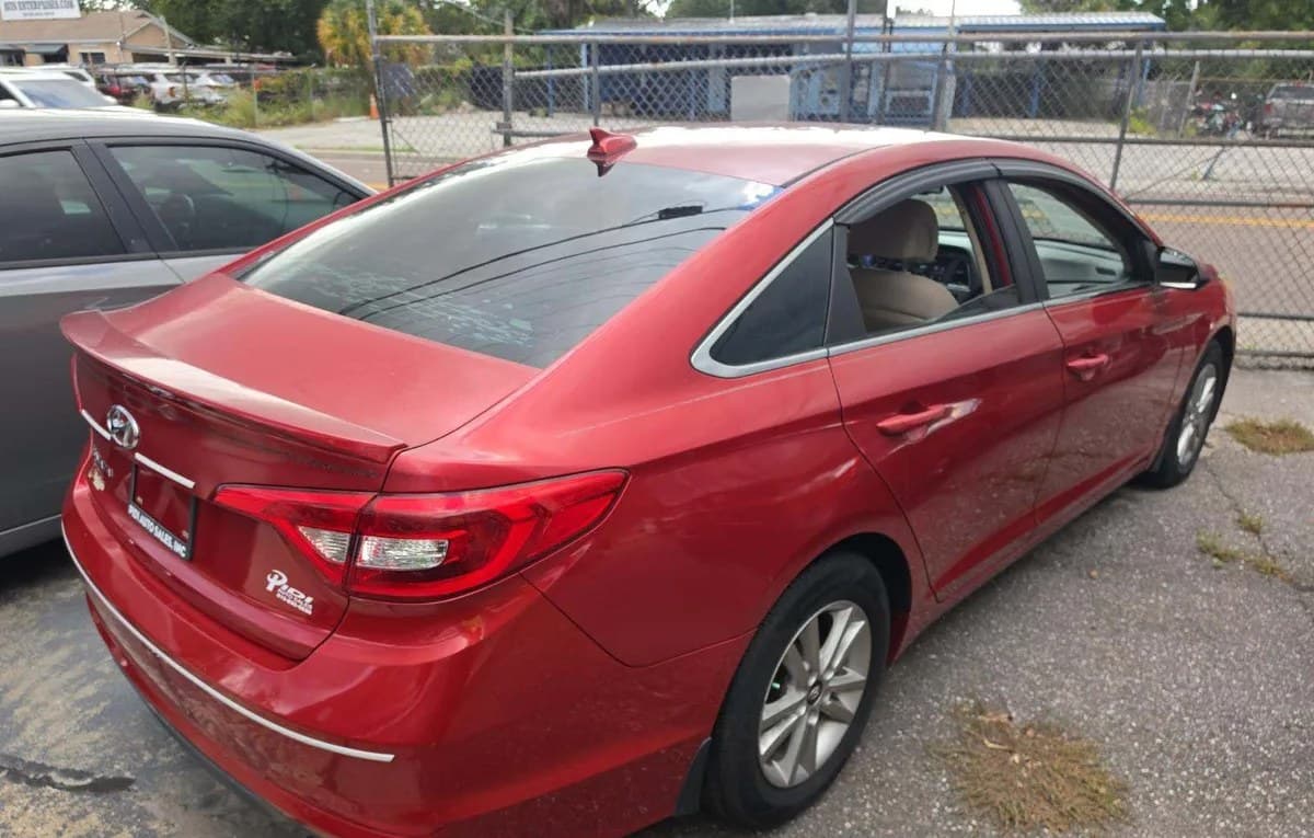 2017 HYUNDAI SONATA SE 3