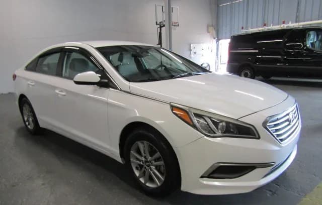 2017 HYUNDAI SONATA SE 3