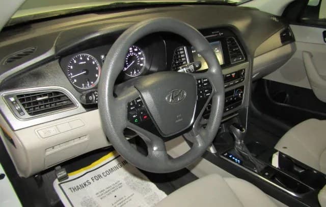 2017 HYUNDAI SONATA SE 5