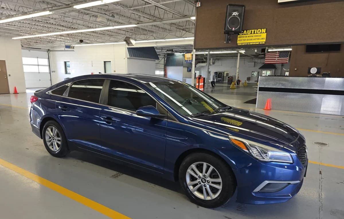 2017 HYUNDAI SONATA Base 3