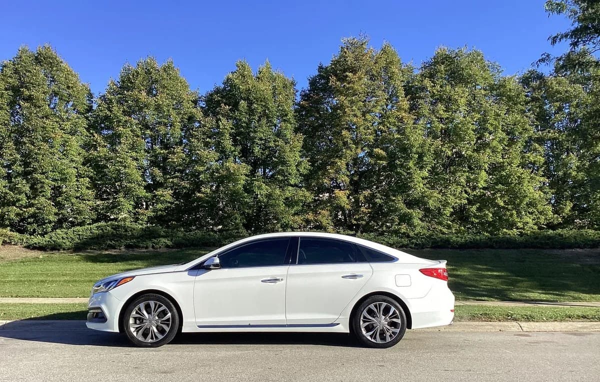 2017 HYUNDAI SONATA LIMITED 2.0T 4