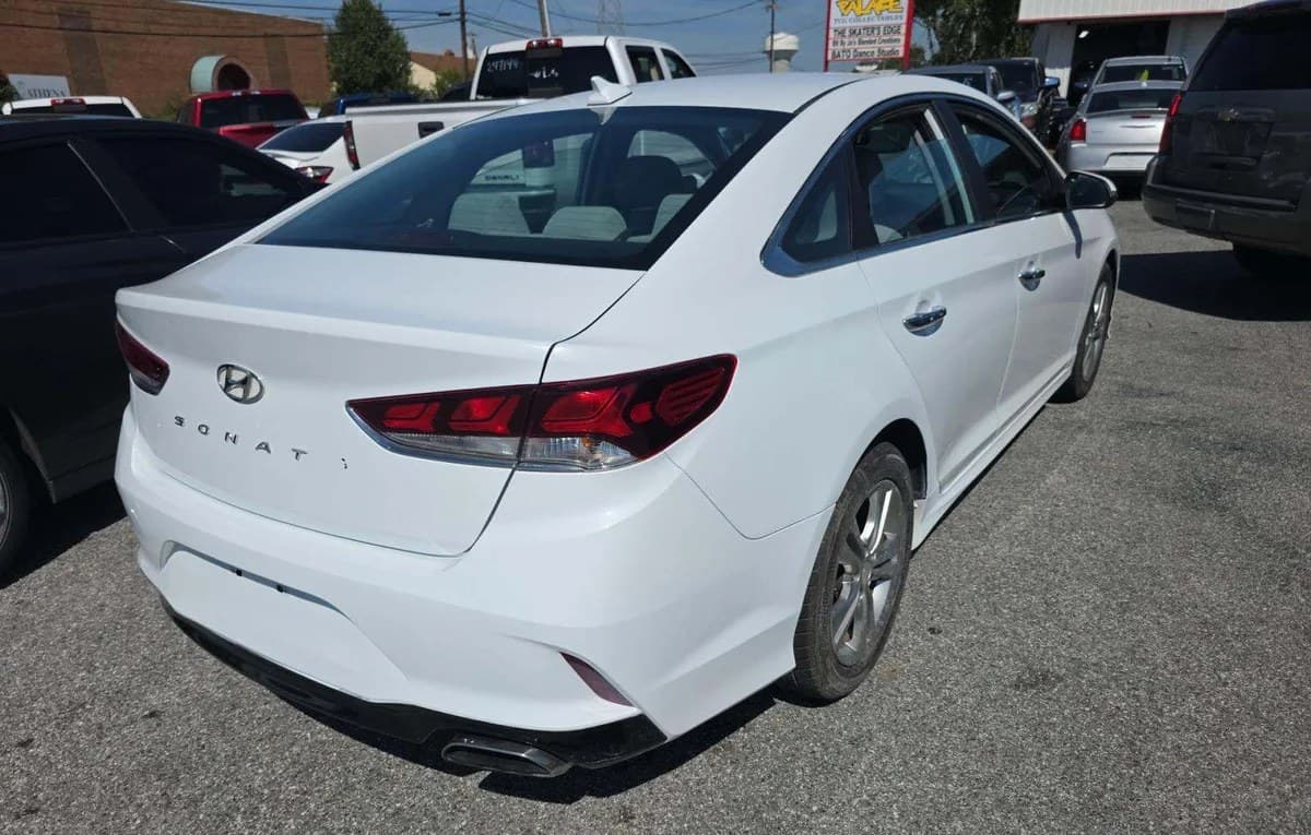 2018 HYUNDAI SONATA SEL 4