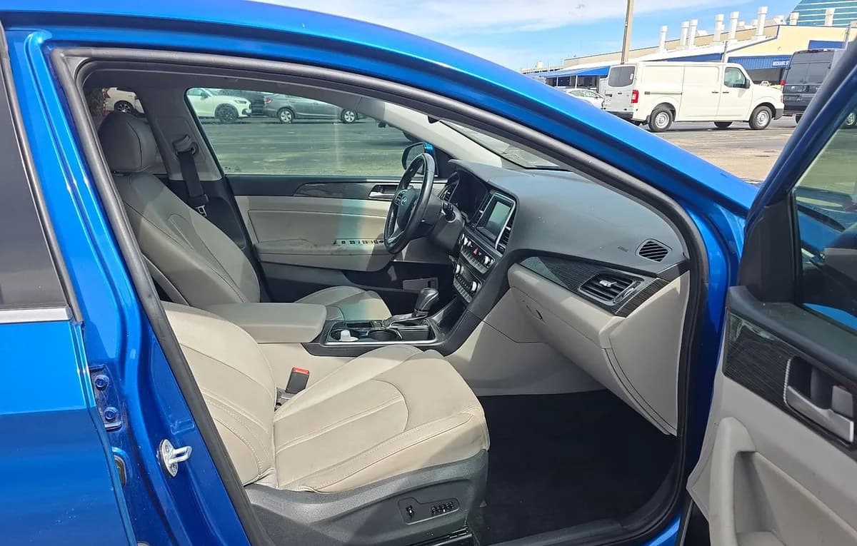 2018 HYUNDAI SONATA Limited 4