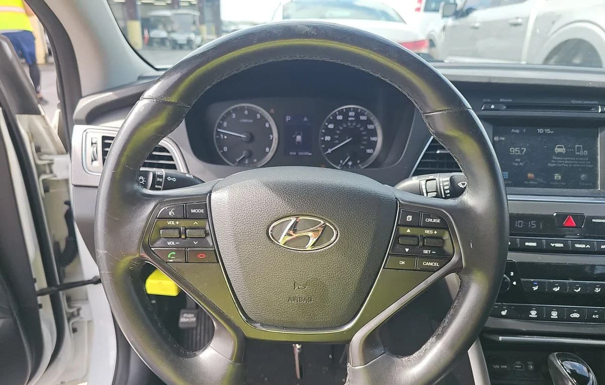 2017 HYUNDAI SONATA Sport 6
