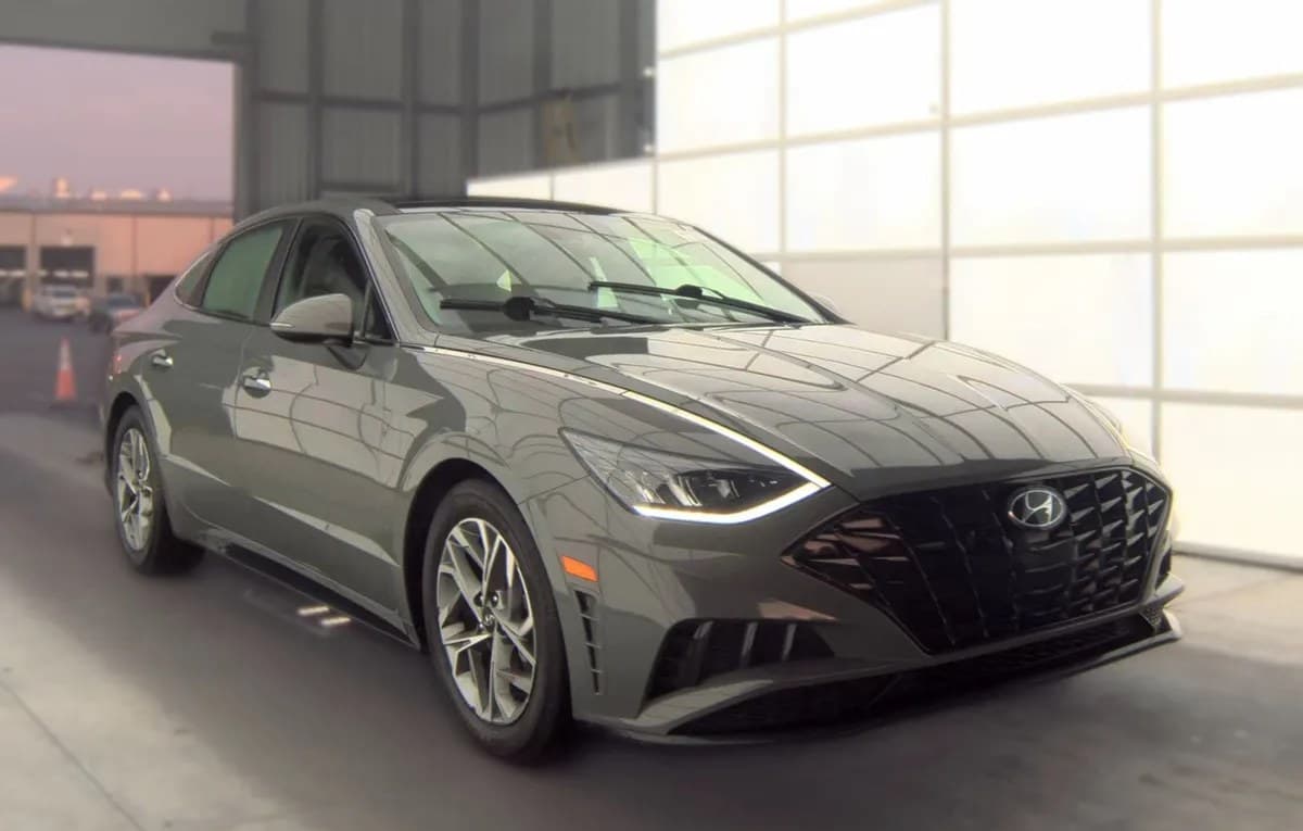 2020 HYUNDAI SONATA SEL 4