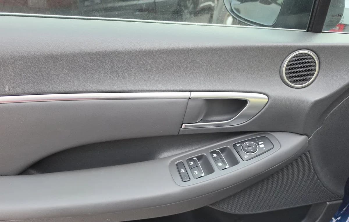 2022 HYUNDAI SONATA SEL 6