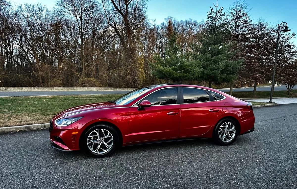 2020 HYUNDAI SONATA SEL 4