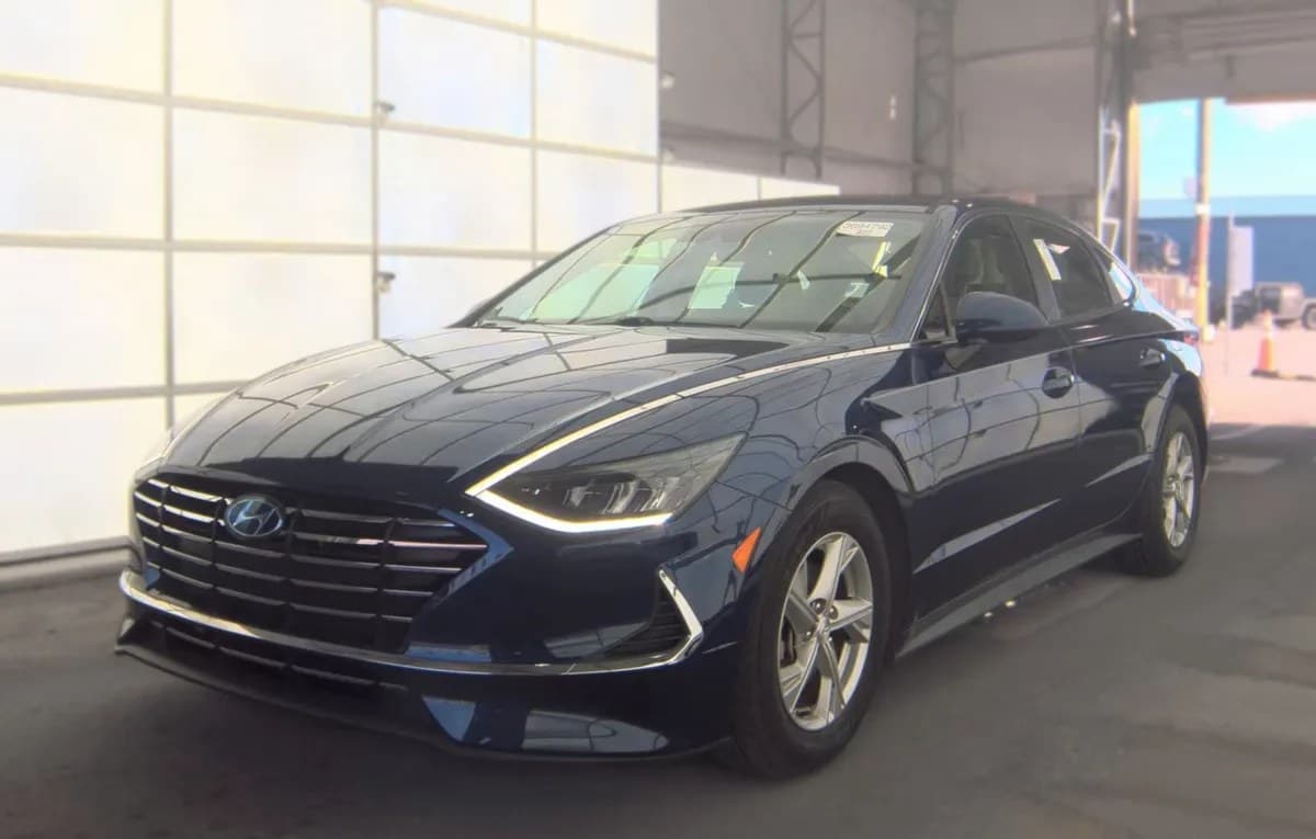 2020 HYUNDAI SONATA SE 2