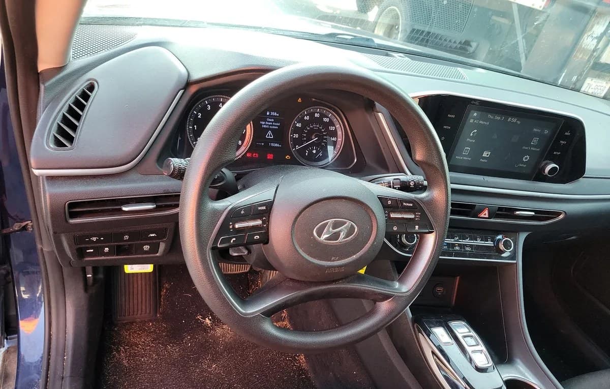 2021 HYUNDAI SONATA SE 6