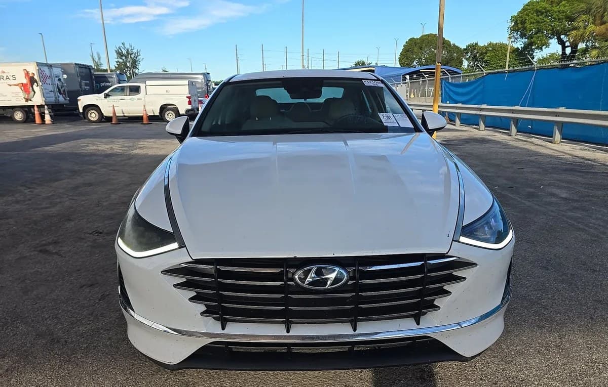 2020 HYUNDAI SONATA SE 3