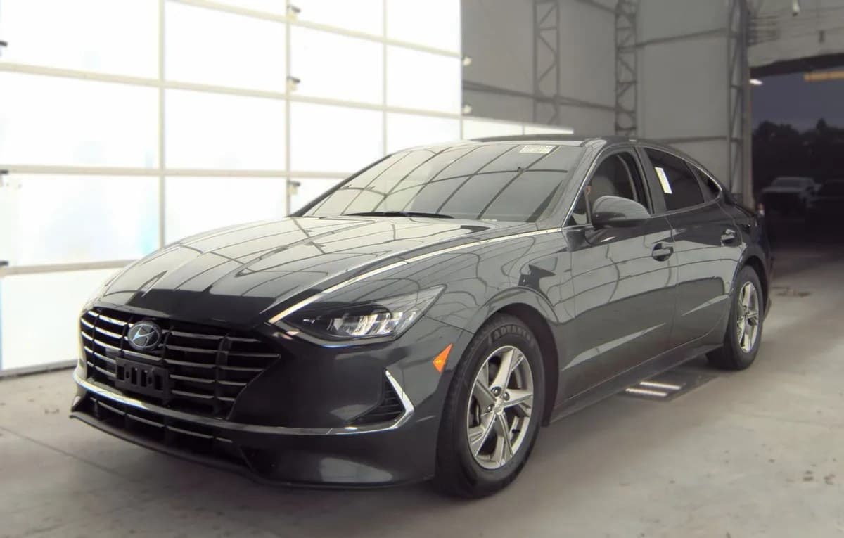 2020 HYUNDAI SONATA SE 2