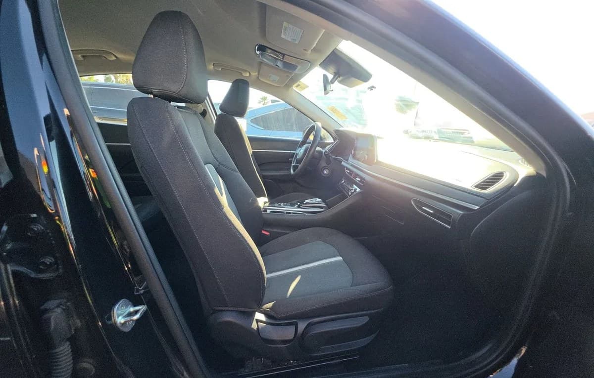 2021 HYUNDAI SONATA SE 5