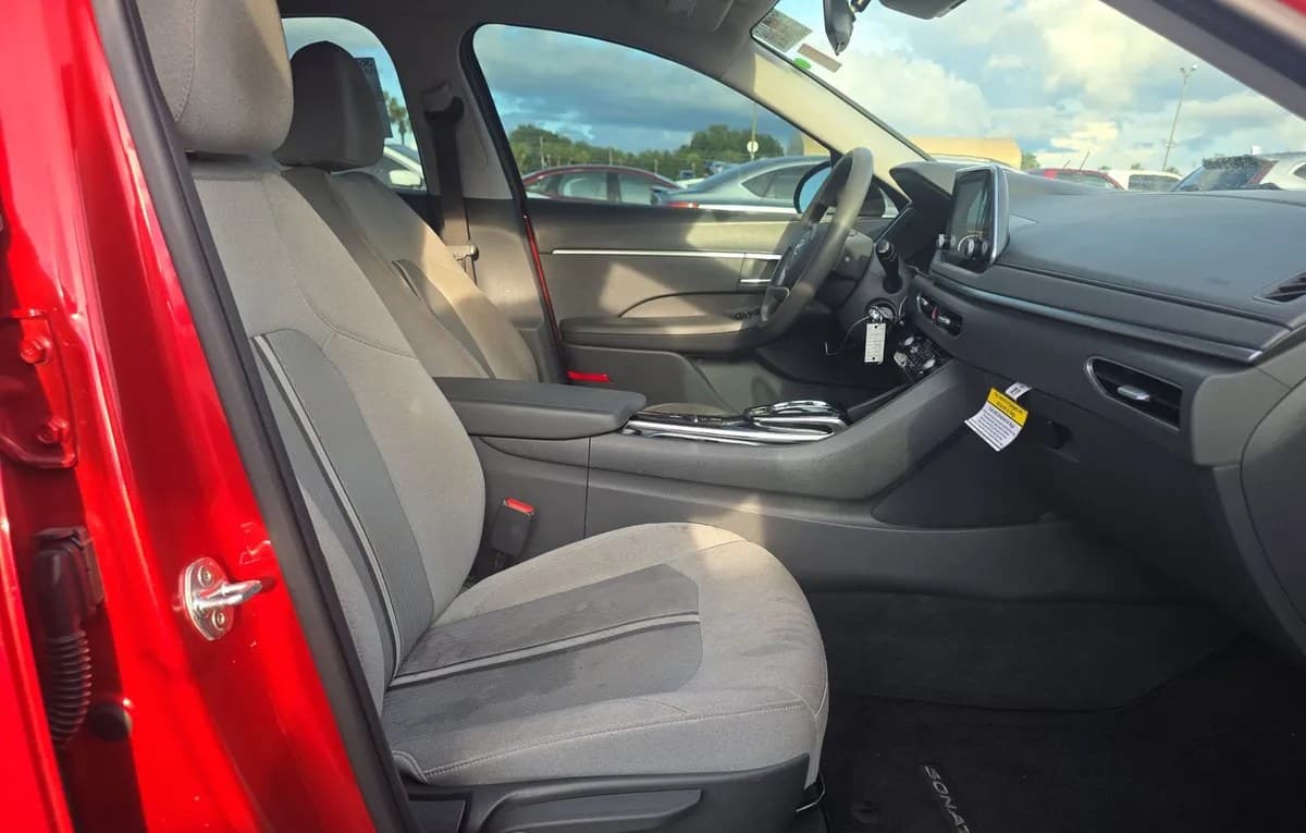 2021 HYUNDAI SONATA SE 5