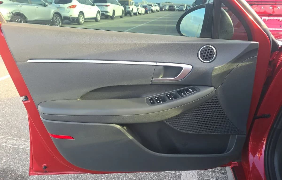 2021 HYUNDAI SONATA SE 6