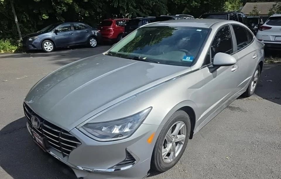 2020 HYUNDAI SONATA SE 2